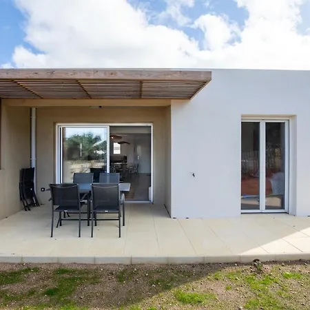 Superbe Mini 4 A 6 Personnes